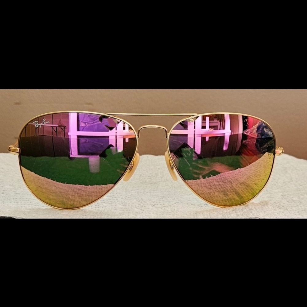 RAY BAN - Gold Aviator Sunglasses